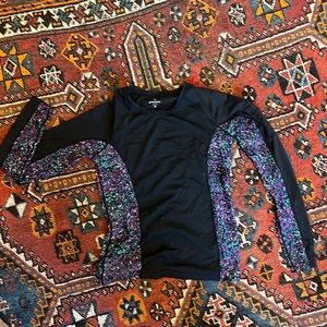 Athleta size M rash guard